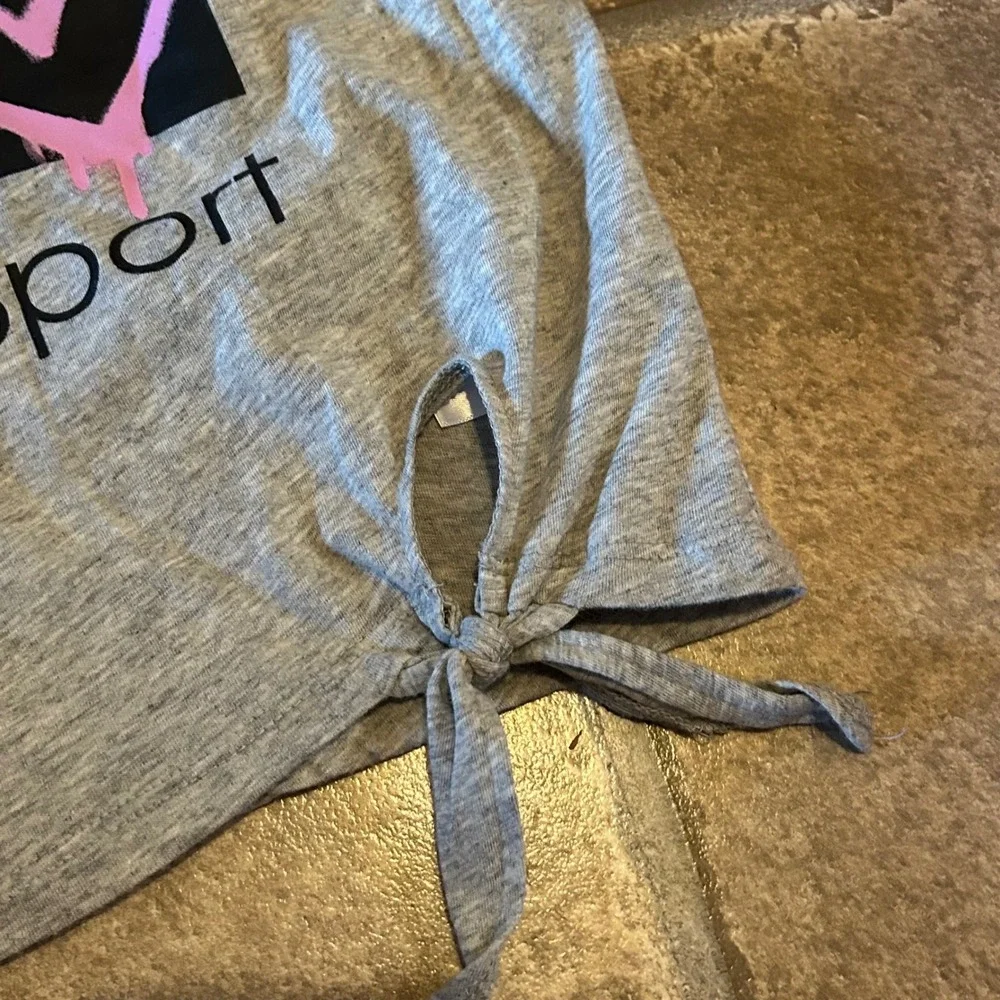 Justice sport short